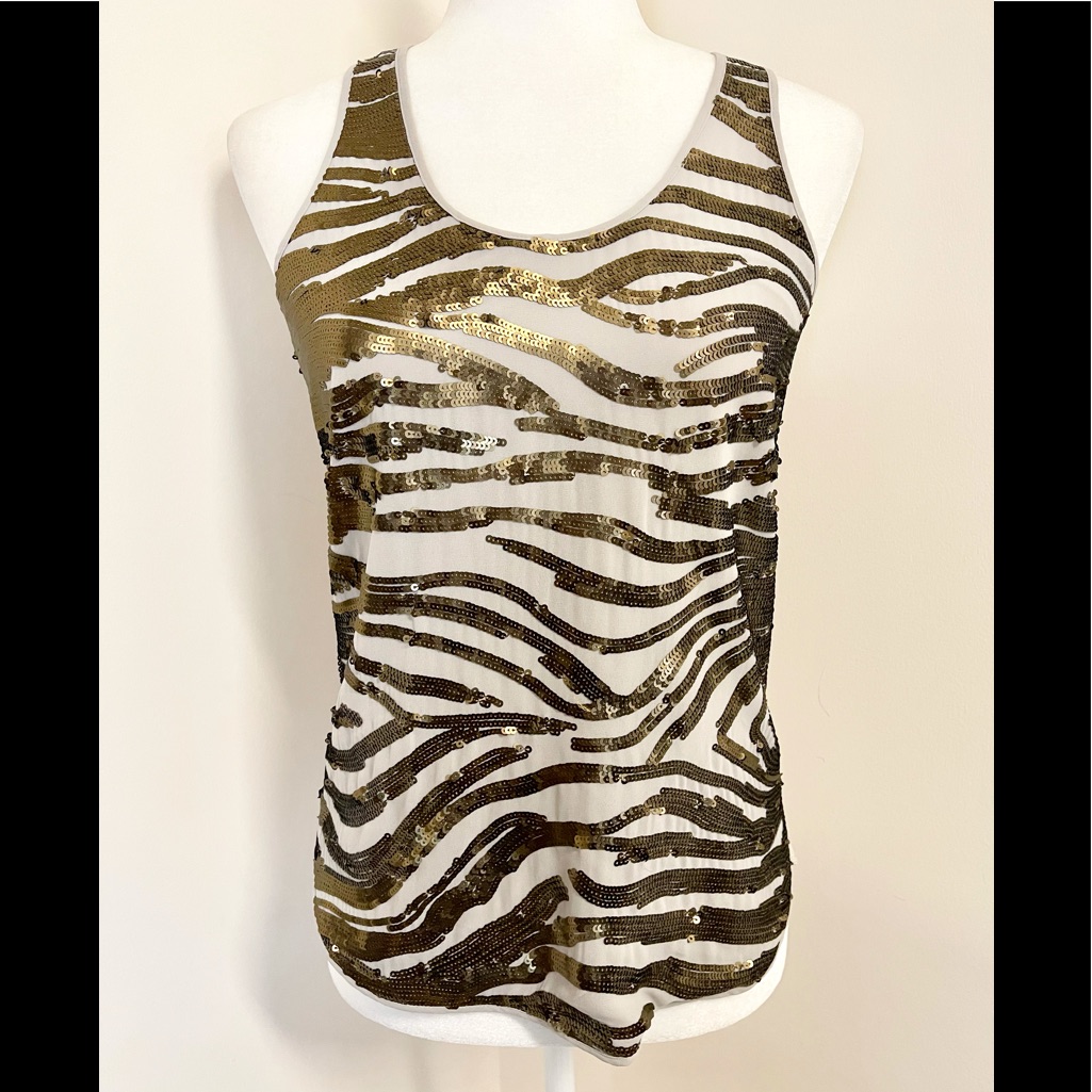 Gorgeous Bcbgmaxazria Sparkling Sequin Top!